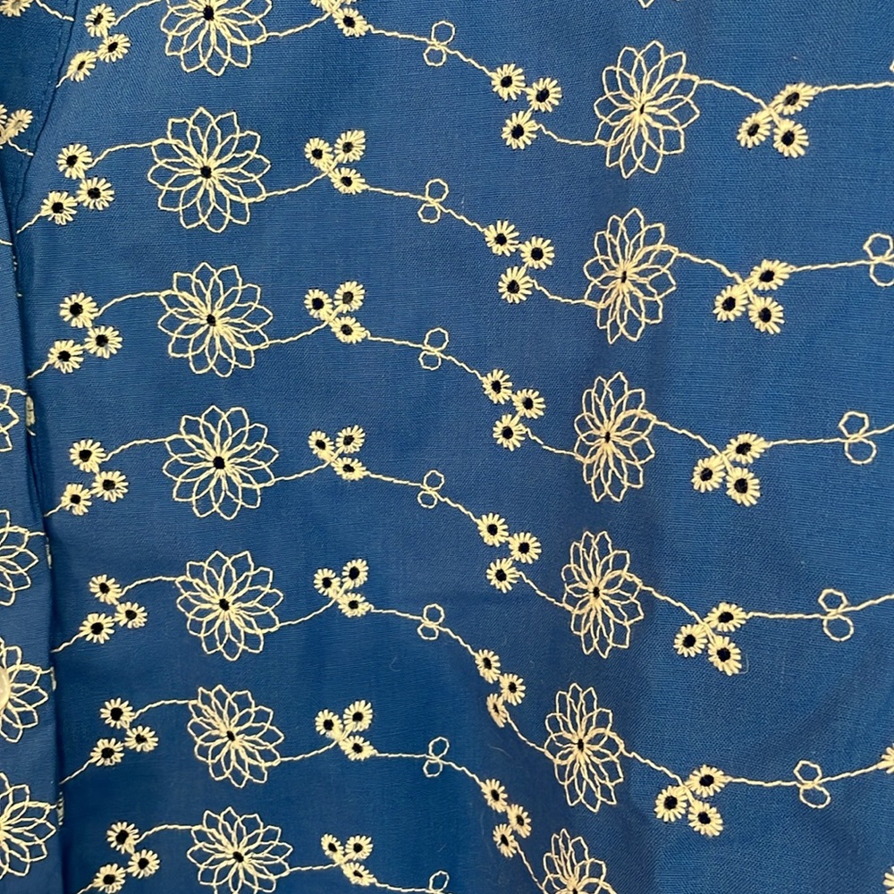 Jaclyn Smith Embroidered & Eyelet Button Up Blouse Blue White‎ 2X - Picture 7 of 10